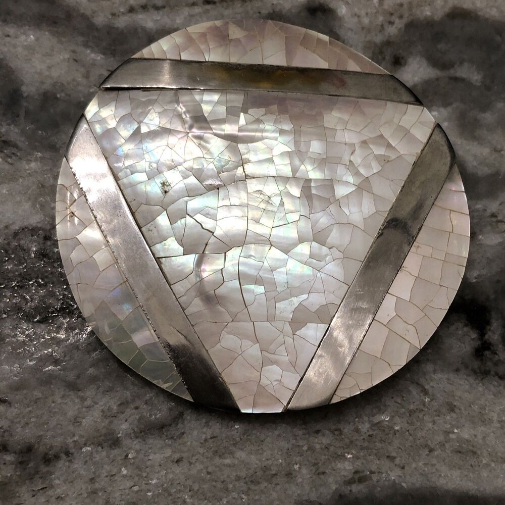 Pendant Necklace MOP Mother of Pearl Abalone with SilverTone ‘Triangle’ Shape